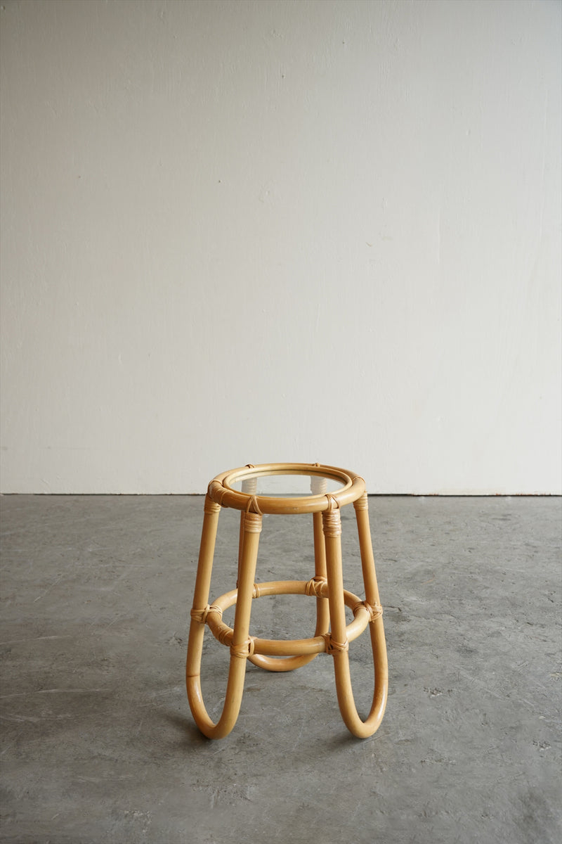 ラタン ラウンドディスプレイテーブル <br>大阪店 - ヴィンテージ SHARK ATTACK