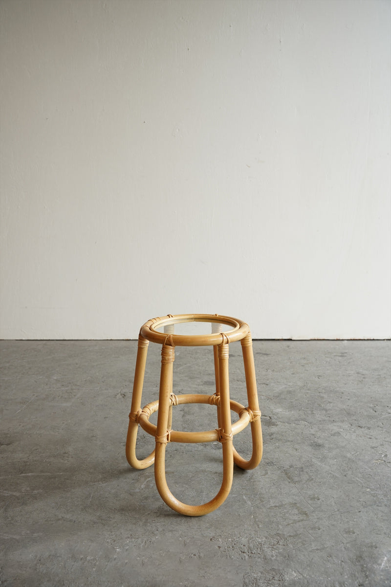 ラタン ラウンドディスプレイテーブル <br>大阪店 - ヴィンテージ SHARK ATTACK