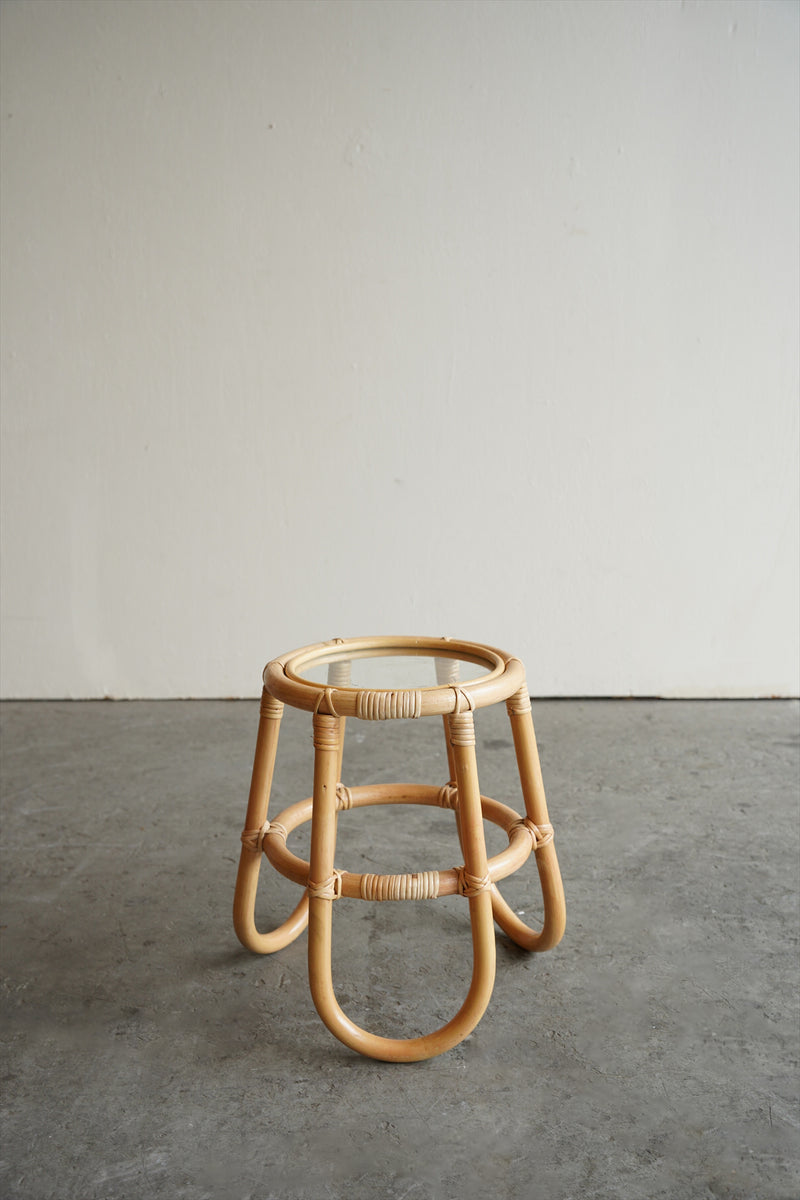 ラタン ラウンドディスプレイテーブル <br>大阪店 - ヴィンテージ SHARK ATTACK