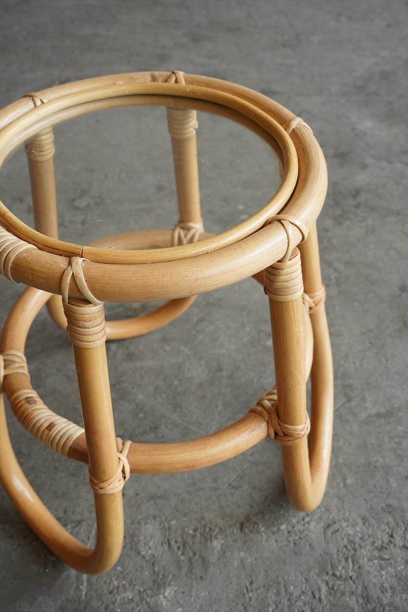 ラタン ラウンドディスプレイテーブル <br>大阪店 - ヴィンテージ SHARK ATTACK