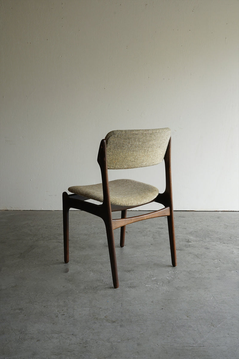 O.D. Møbler , Erik Buch <br> Model49 ダイニングチェア 4脚セット <br>1960's-1970's , Denmark <br>大阪店 - ヴィンテージ SHARK ATTACK