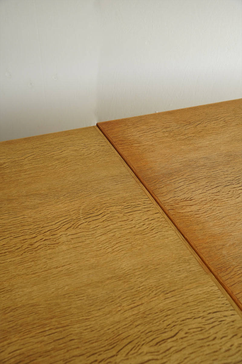 オークウッド エクステンションダイニングテーブル <br>大阪店 - ヴィンテージ SHARK ATTACK