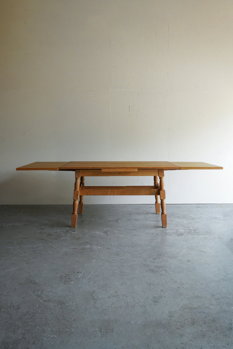 オークウッド エクステンションダイニングテーブル <br>大阪店 - ヴィンテージ SHARK ATTACK