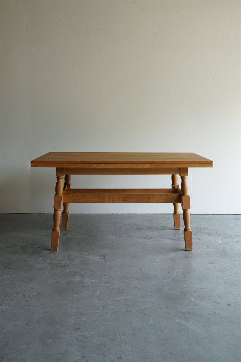 オークウッド エクステンションダイニングテーブル <br>大阪店 - ヴィンテージ SHARK ATTACK