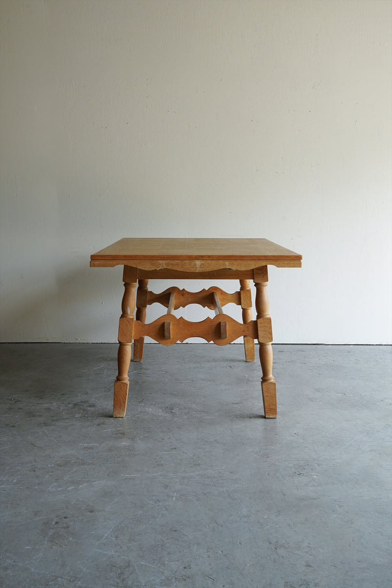 オークウッド エクステンションダイニングテーブル <br>大阪店 - ヴィンテージ SHARK ATTACK