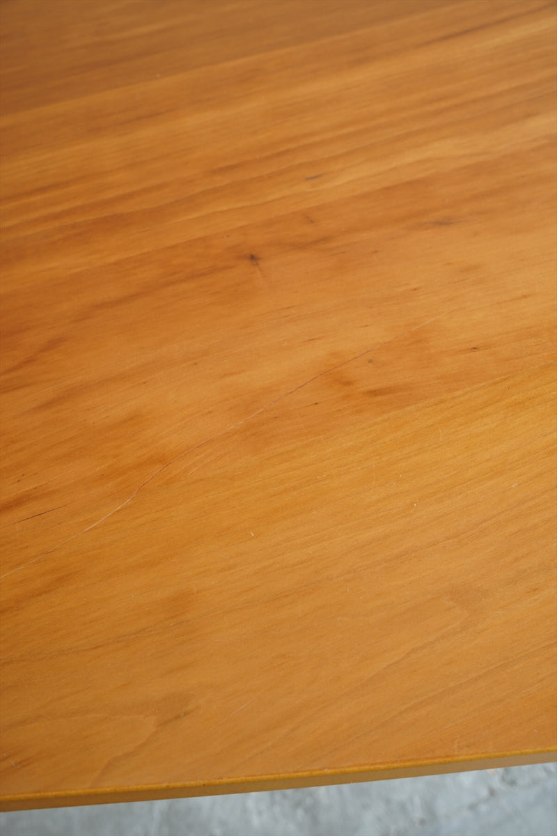 ウッド トライアングルテーブル <br>大阪店 - ヴィンテージ SHARK ATTACK