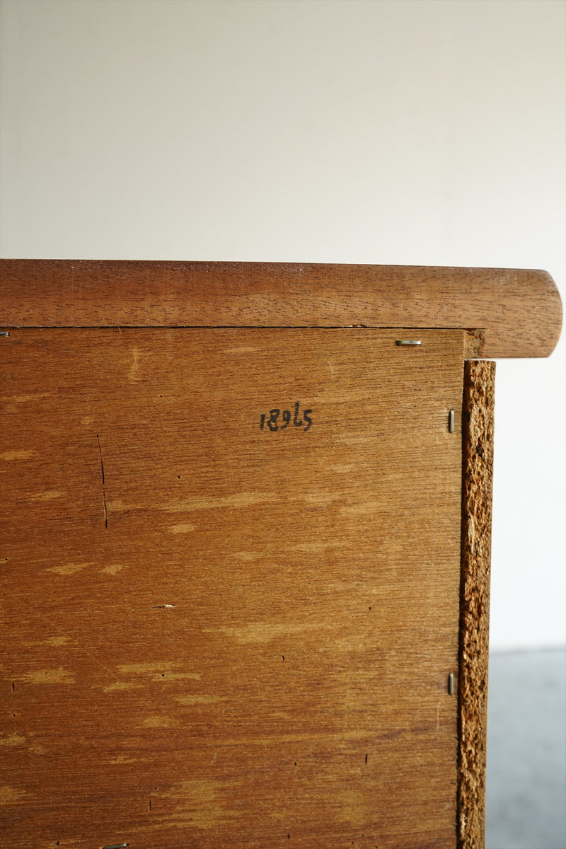 オークウッド キャビネット <br>大阪店 - ヴィンテージ SHARK ATTACK