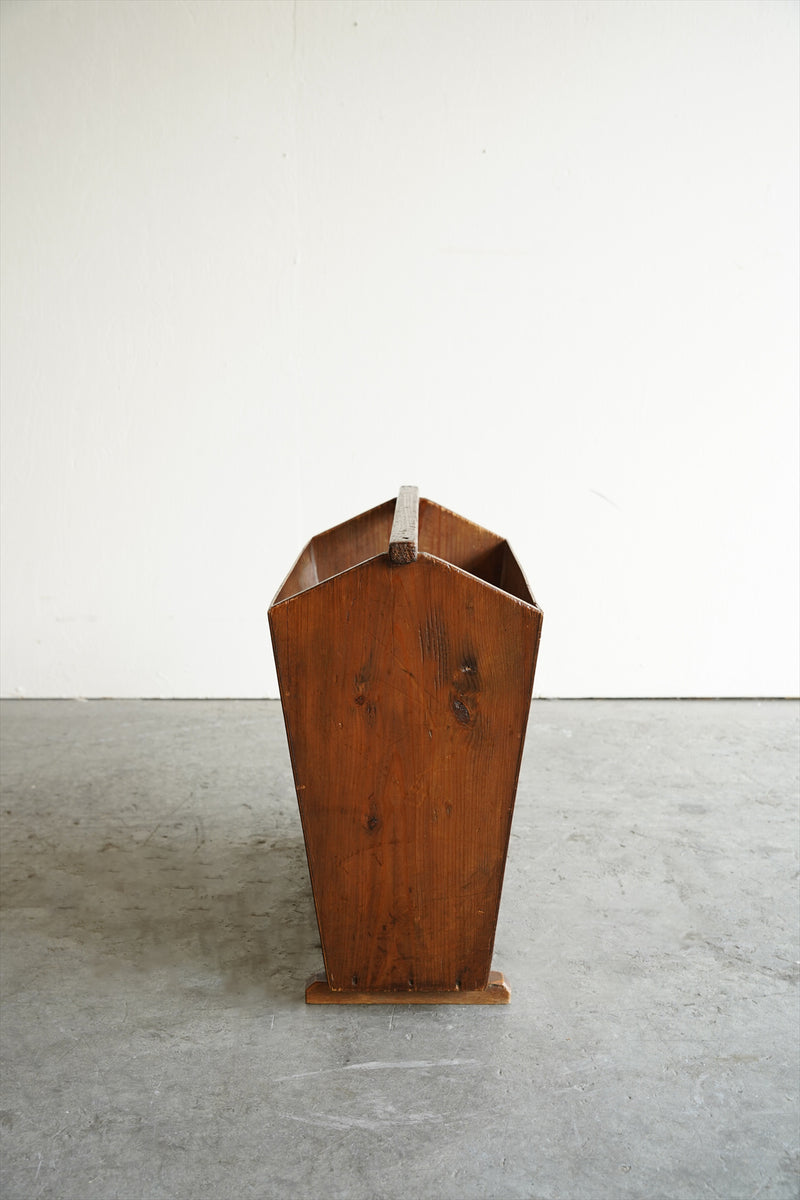 ウッド マガジンラック <br>大阪店 - ヴィンテージ SHARK ATTACK