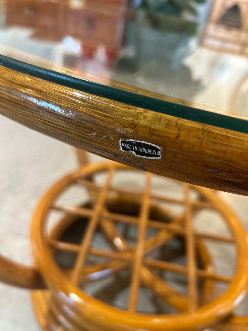 ガラストップサイドテーブル <br>大阪店 - ヴィンテージ SHARK ATTACK