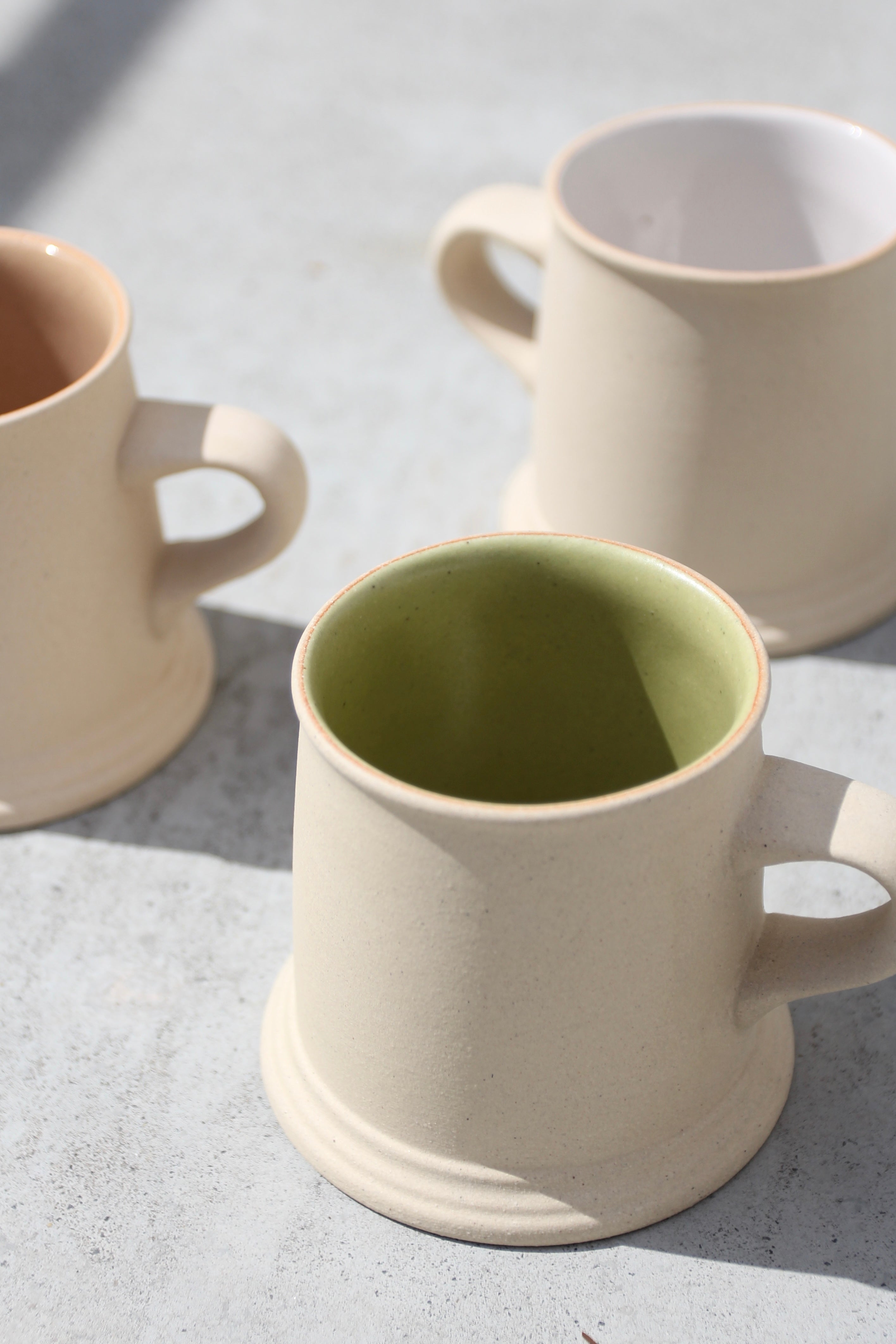 ONE KILN CERAMICS<br>A Mug /M OF-W <br>reload店・大阪店 - ヴィンテージ SHARK ATTACK