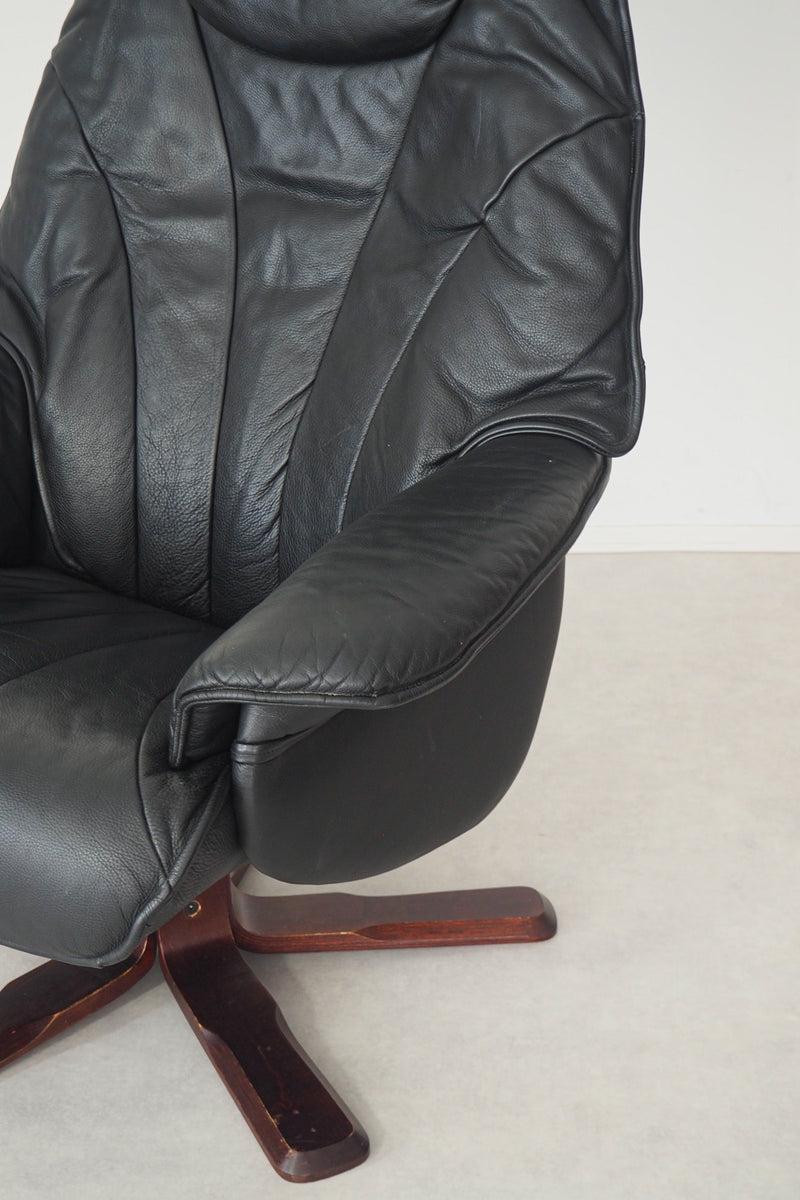 Karl Andersson & Söner ラウンジチェア<br>ヴィンテージ <br>Sweden<br>cerote antiques - ヴィンテージ SHARK ATTACK