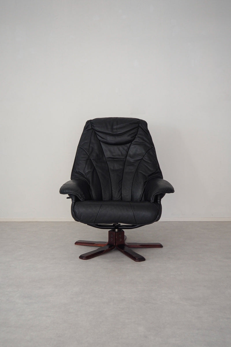 Karl Andersson & Söner ラウンジチェア<br>ヴィンテージ <br>Sweden<br>cerote antiques - ヴィンテージ SHARK ATTACK