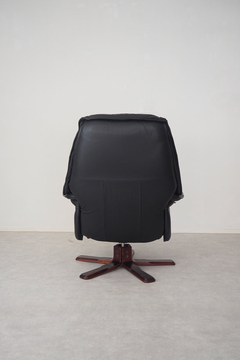 Karl Andersson & Söner ラウンジチェア<br>ヴィンテージ <br>Sweden<br>cerote antiques - ヴィンテージ SHARK ATTACK