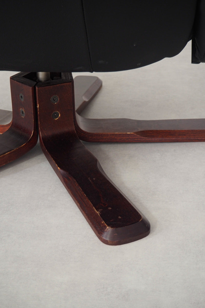 Karl Andersson & Söner ラウンジチェア<br>ヴィンテージ <br>Sweden<br>cerote antiques - ヴィンテージ SHARK ATTACK