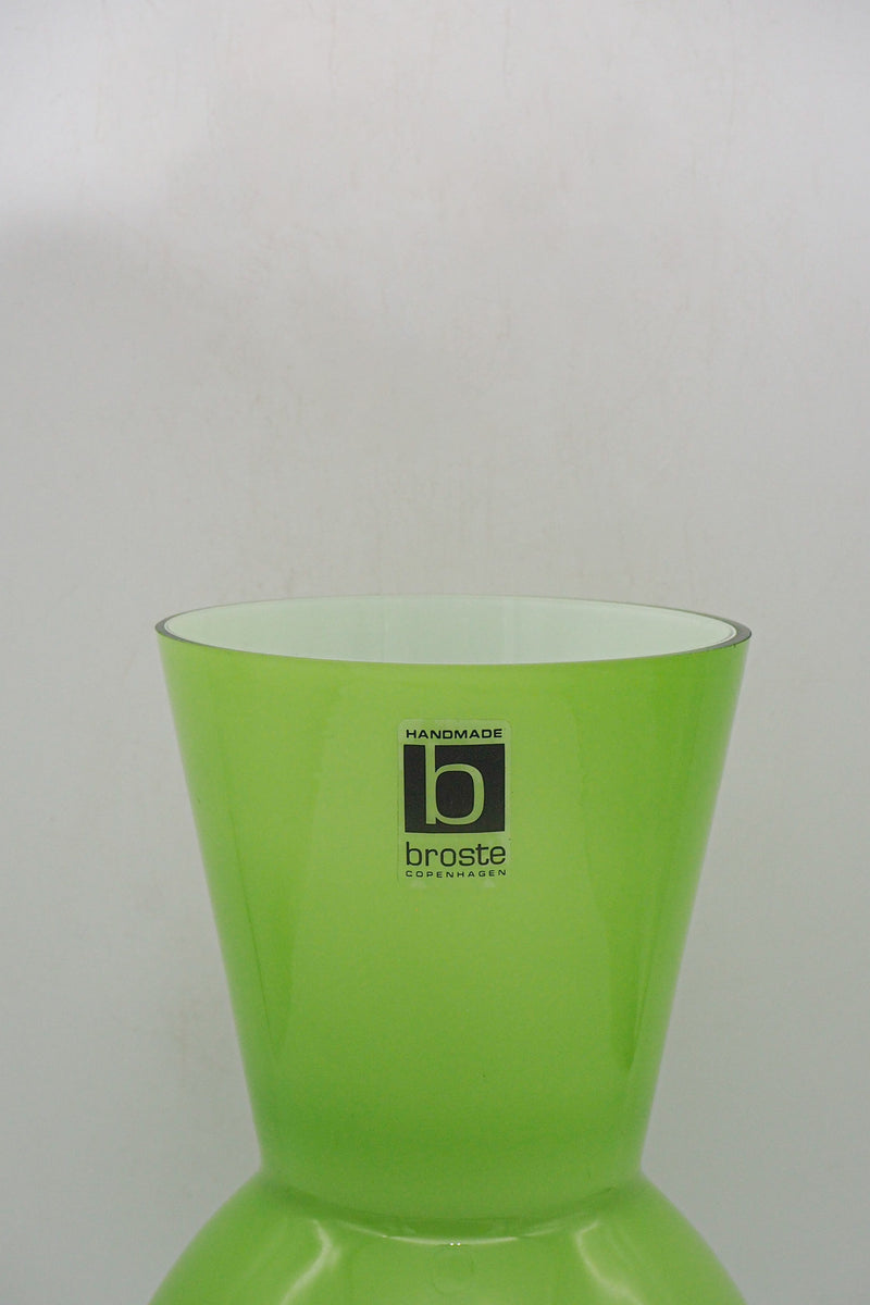 broste Copenhagen フラワーベース <br> Denmark <br> cerote antiques - ヴィンテージ SHARK ATTACK