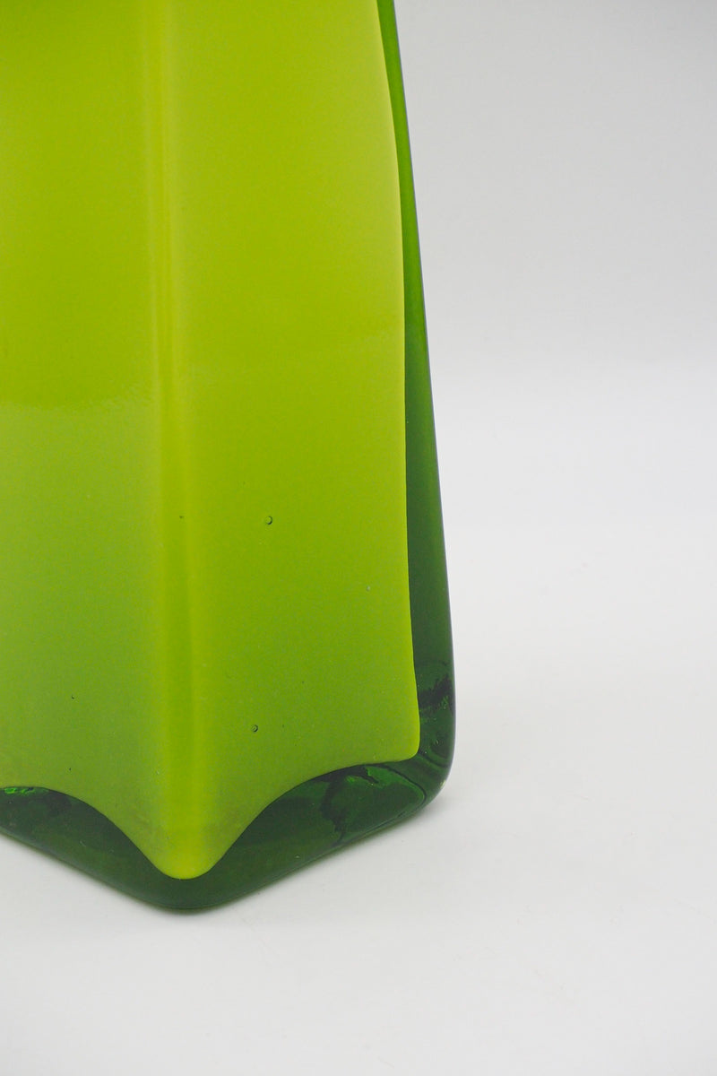 ガラス フラワーベース <br> Denmark <br> 大和店 - ヴィンテージ SHARK ATTACK