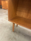 オークウッド ブックシェルフ <br>大阪店 - ヴィンテージ SHARK ATTACK