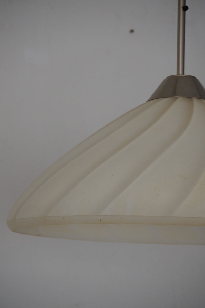 MASSIVE <br> ガラスペンダントランプ <br> Belgium <br> cerote antiques - ヴィンテージ SHARK ATTACK