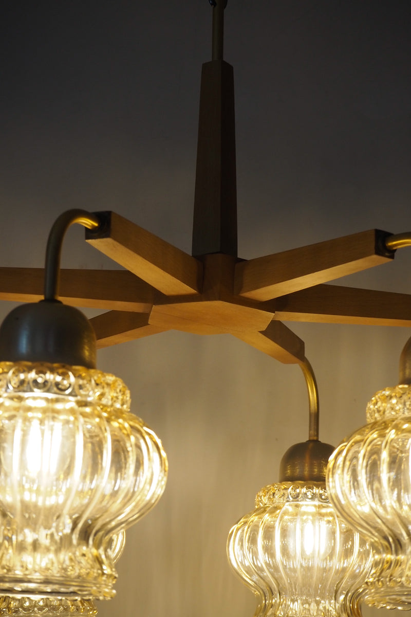 6灯アンバーガラスシャンデリア <br> 1970‘s Czechoslovakia <br> cerote antiques - ヴィンテージ SHARK ATTACK