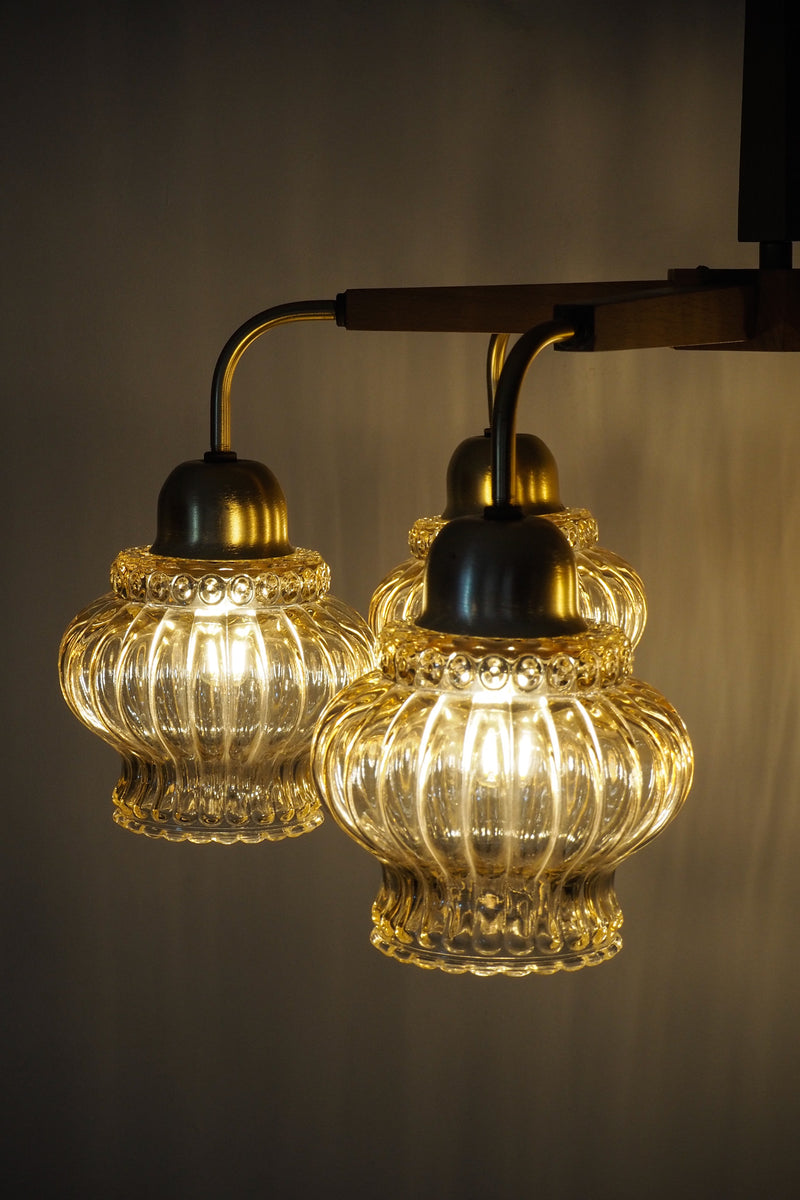 6灯アンバーガラスシャンデリア <br> 1970‘s Czechoslovakia <br> cerote antiques - ヴィンテージ SHARK ATTACK