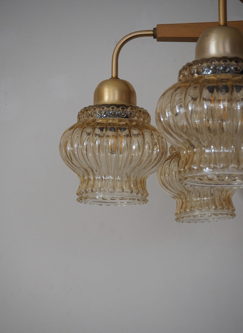 6灯アンバーガラスシャンデリア <br> 1970‘s Czechoslovakia <br> cerote antiques - ヴィンテージ SHARK ATTACK