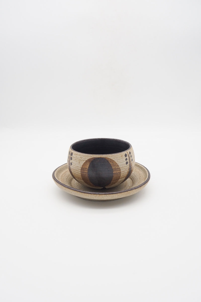 セラミック カップ＆ソーサー <br>cerote antiques - ヴィンテージ SHARK ATTACK