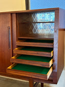 チークウッド サイドボード <br>大阪店 - ヴィンテージ SHARK ATTACK