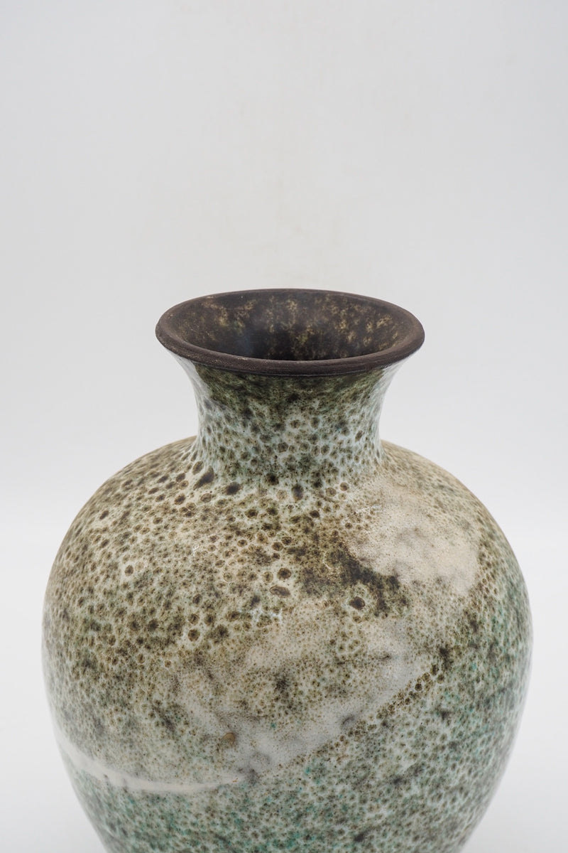 セラミック フラワーベース <br>cerote antiques - ヴィンテージ SHARK ATTACK