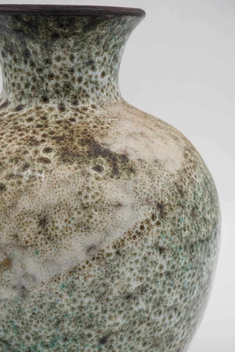 セラミック フラワーベース <br>cerote antiques - ヴィンテージ SHARK ATTACK