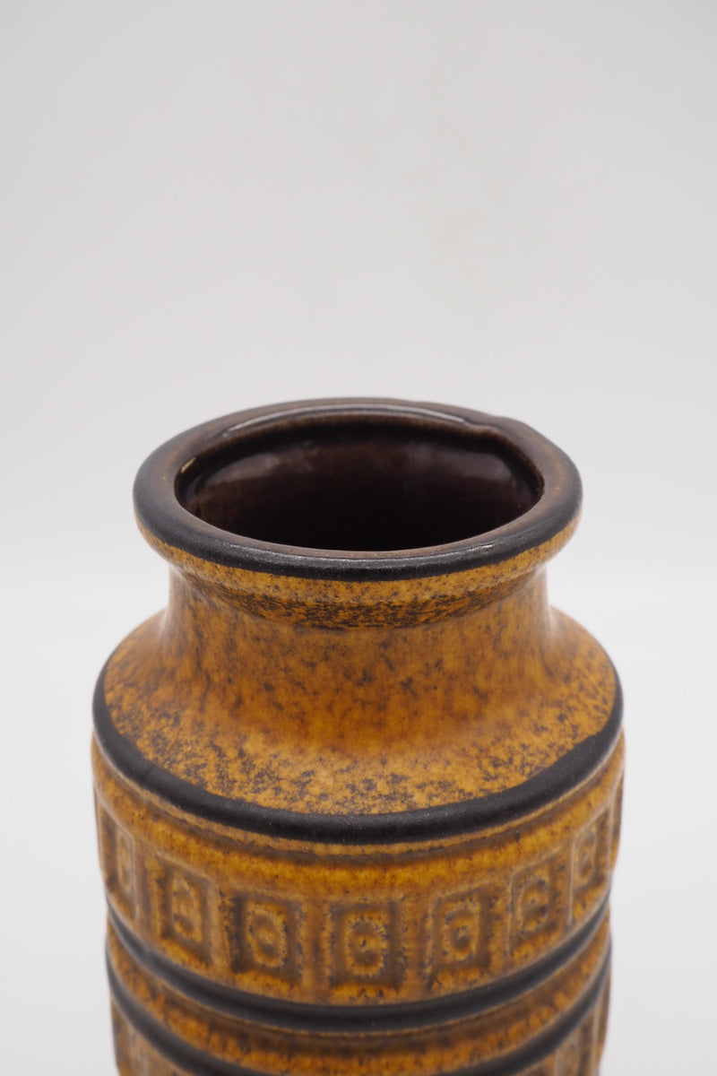 Fat Lava <br> セラミック フラワーベース <br>West Germay <br>cerote antiques - ヴィンテージ SHARK ATTACK