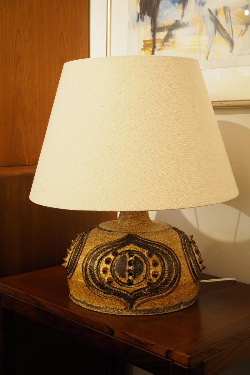 セラミック テーブルランプ<br>cerote antiques - ヴィンテージ SHARK ATTACK