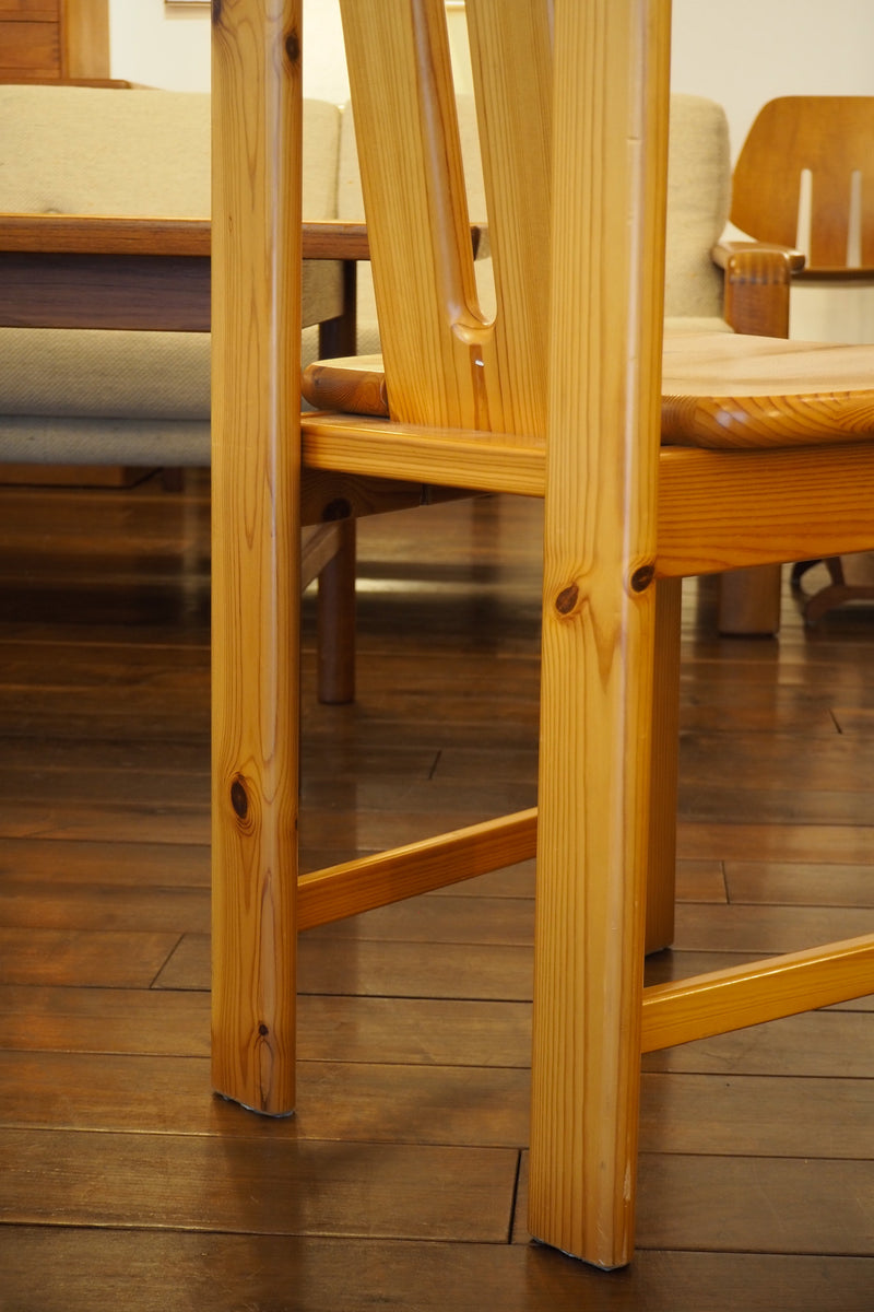 パインウッド ダイニングチェア <br>cerote antiques - ヴィンテージ SHARK ATTACK