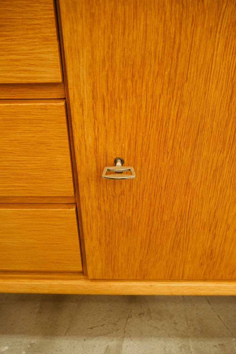 オークウッド ブックシェルフ <br> cerote antiques - ヴィンテージ SHARK ATTACK