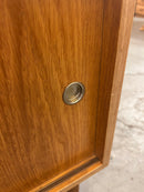 Cardinal Møbler <br>オークウッド キャビネット <br>Denmark <br>大阪店 - ヴィンテージ SHARK ATTACK