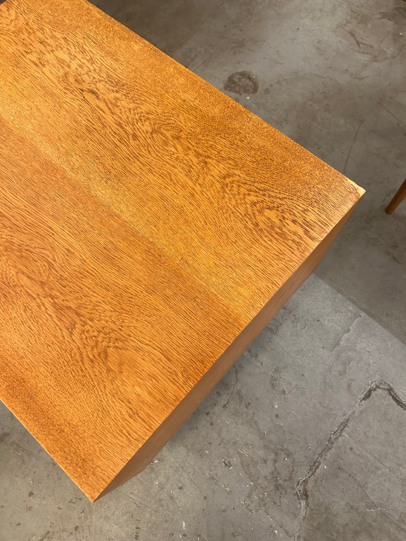 Cardinal Møbler <br>オークウッド キャビネット <br>Denmark <br>大阪店 - ヴィンテージ SHARK ATTACK