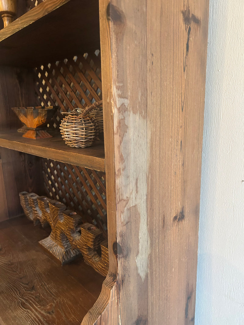 パインウッド シェルフ/キャビネット <br>大阪店 - ヴィンテージ SHARK ATTACK