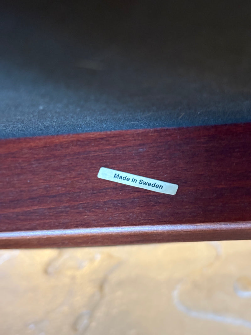 レザー ハイバックラウンジチェア <br>1960's-1970's , Sweden <br>大阪店 - ヴィンテージ SHARK ATTACK