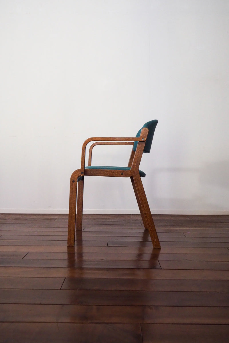 Plywood fabric chair type A<br> vintage<br> Osaka store