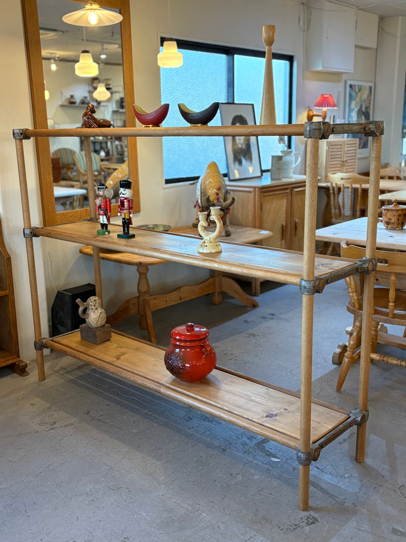 パインウッド オープンシェルフ <br>大阪店 - ヴィンテージ SHARK ATTACK