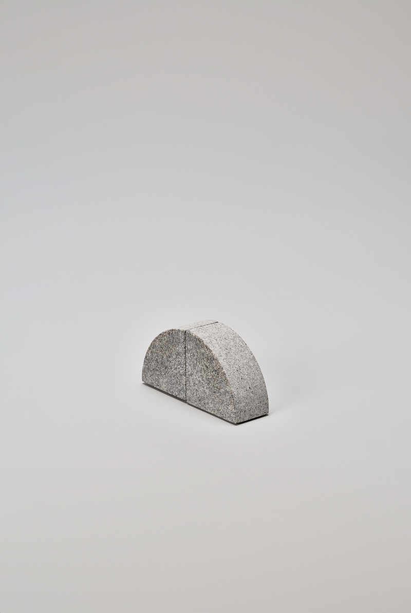 AJI PROJECT <br> CS - BOOK END / A / komame <br>reload店 - ヴィンテージ SHARK ATTACK