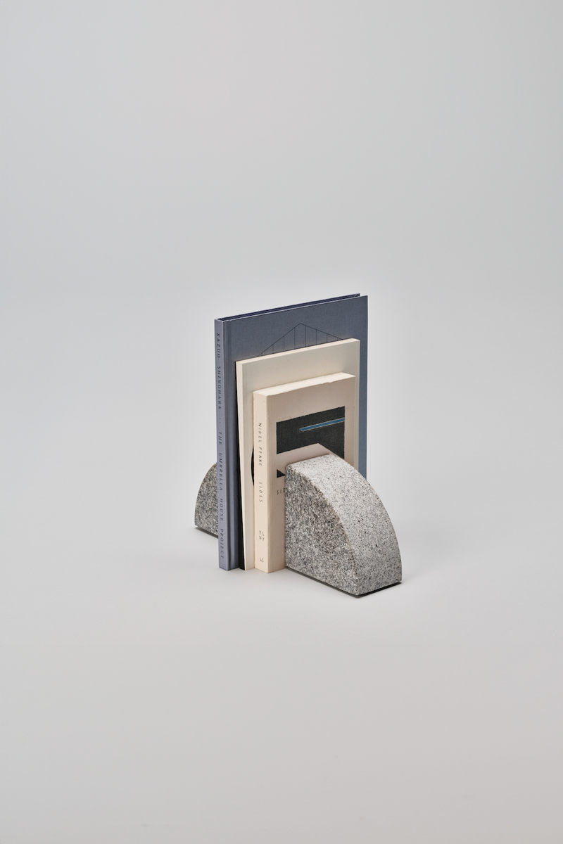 AJI PROJECT <br> CS - BOOK END / A / komame <br>reload店 - ヴィンテージ SHARK ATTACK