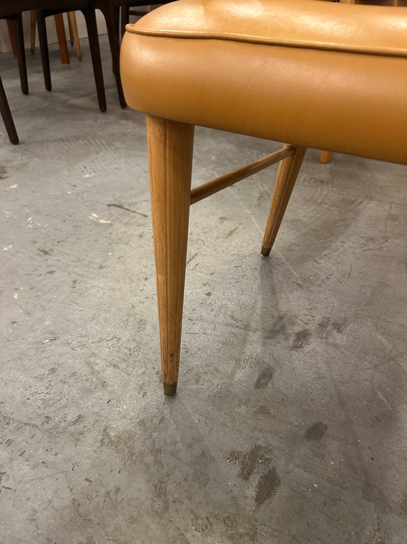 レザー アームチェア <br>大阪店 - ヴィンテージ SHARK ATTACK