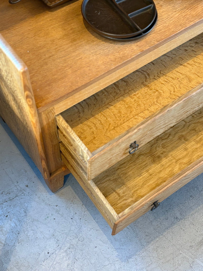 オークウッド シェルフ/キャビネット <br>大阪店 - ヴィンテージ SHARK ATTACK