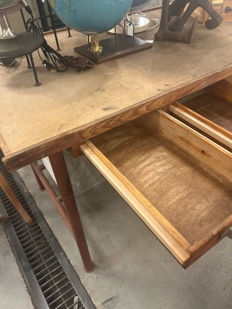 ワークテーブル <br>大阪店 - ヴィンテージ SHARK ATTACK