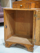 ウッドナイトキャビネット<br> 大和店 - ヴィンテージ SHARK ATTACK