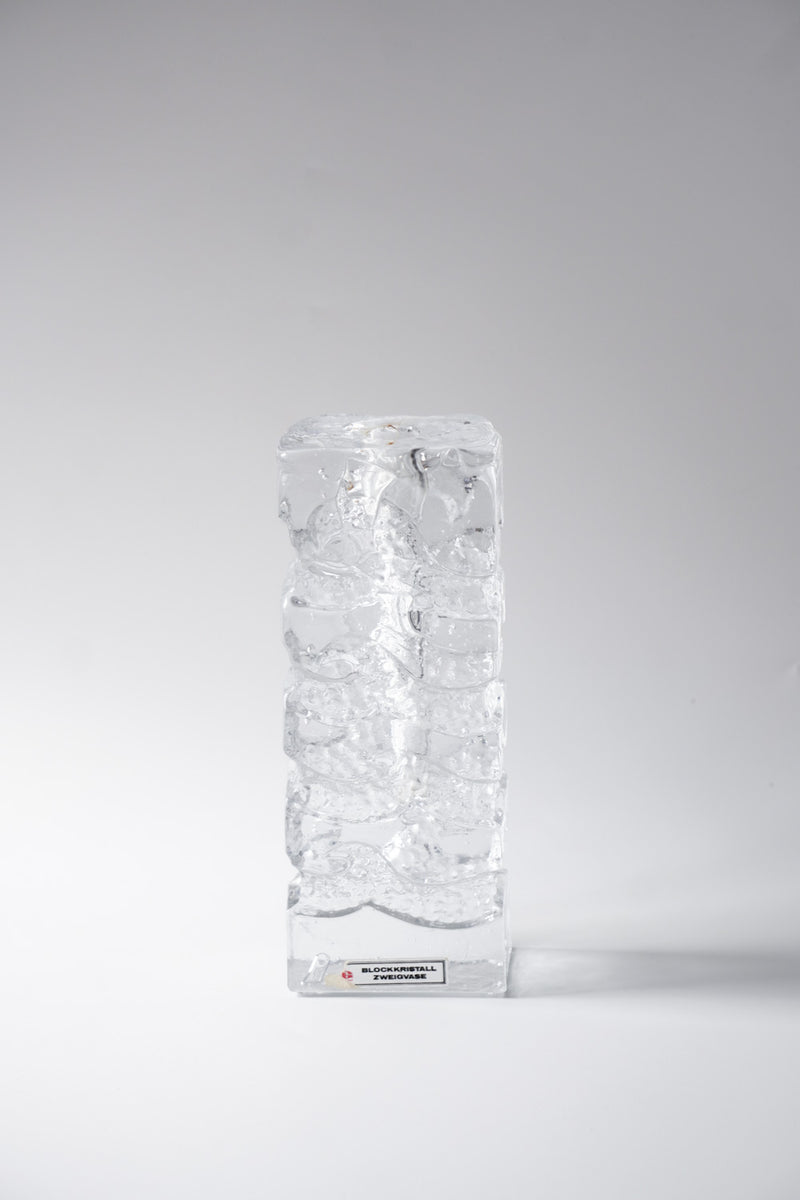 Kosta Boda社 Bertil Vallien <br>ガラスフラワーベース<br>Sweden<br>bob's box - ヴィンテージ SHARK ATTACK