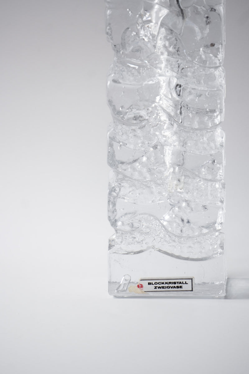 Kosta Boda社 Bertil Vallien <br>ガラスフラワーベース<br>Sweden<br>bob's box - ヴィンテージ SHARK ATTACK