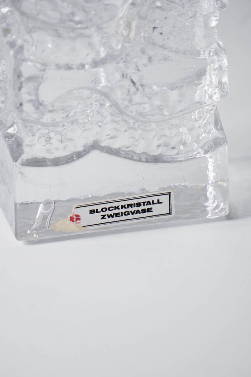 Kosta Boda社 Bertil Vallien <br>ガラスフラワーベース<br>Sweden<br>bob's box - ヴィンテージ SHARK ATTACK