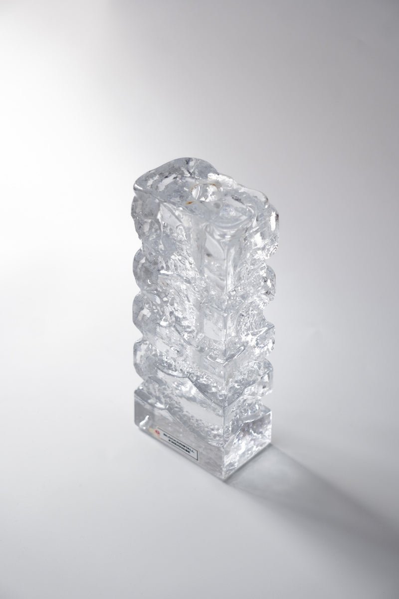 Kosta Boda社 Bertil Vallien <br>ガラスフラワーベース<br>Sweden<br>bob's box - ヴィンテージ SHARK ATTACK