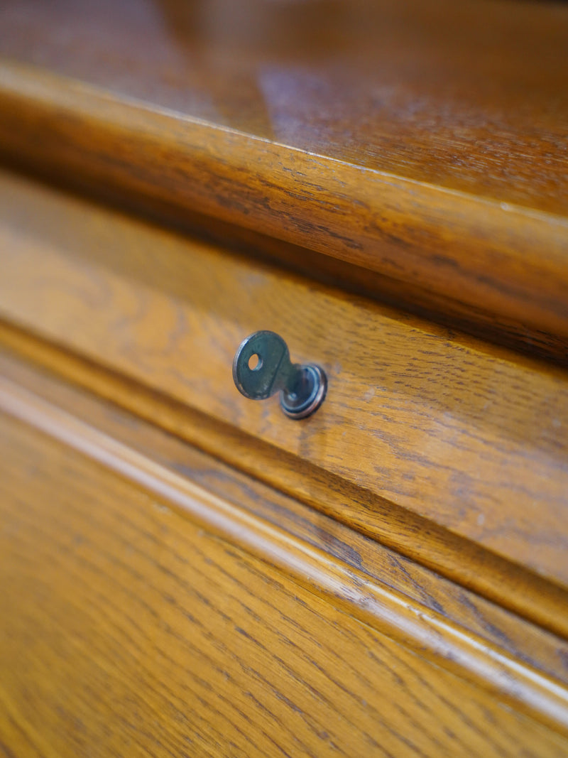 ライティングビューロー<br>Rondova Nederland<br> 大和店 - ヴィンテージ SHARK ATTACK